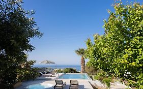 Queen'S Gem Luxury Villa - Heated Jacuzzi & Pool