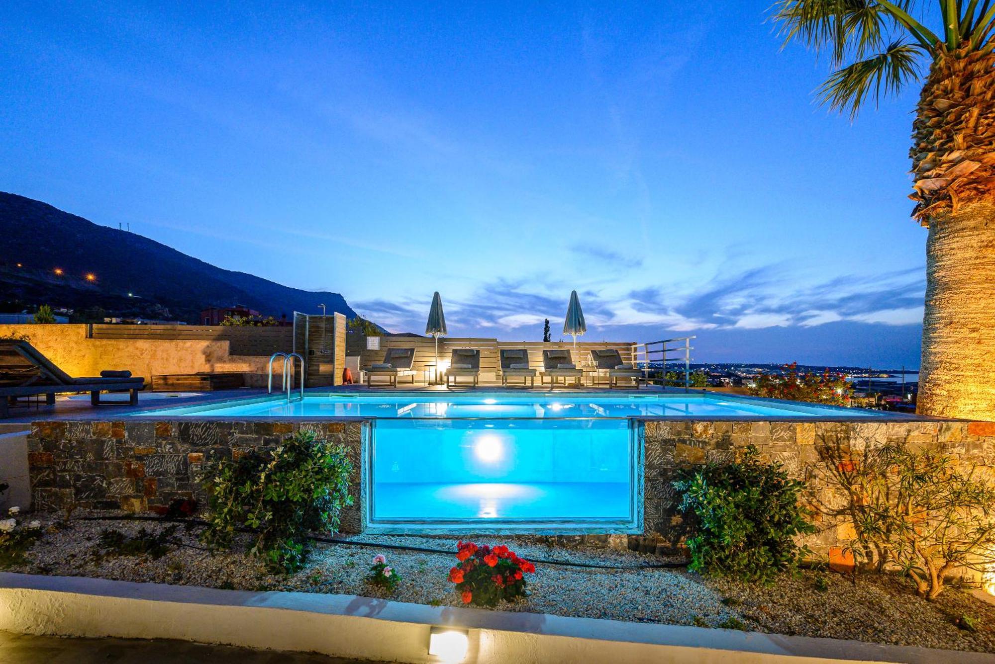 Queen'S Gem Luxury Villa - Heated Jacuzzi & Pool Limenas Chersonisou Exterior foto